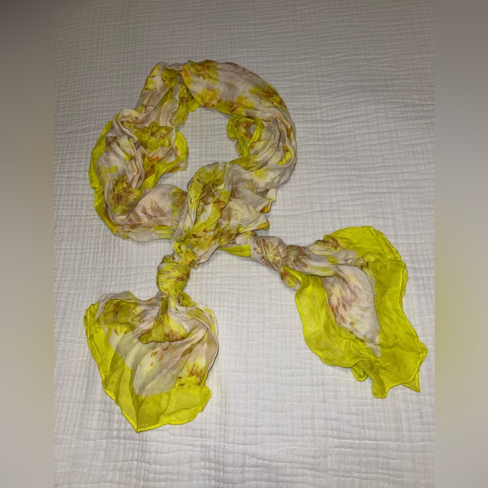 Patterned Yellow and Cream Scarf